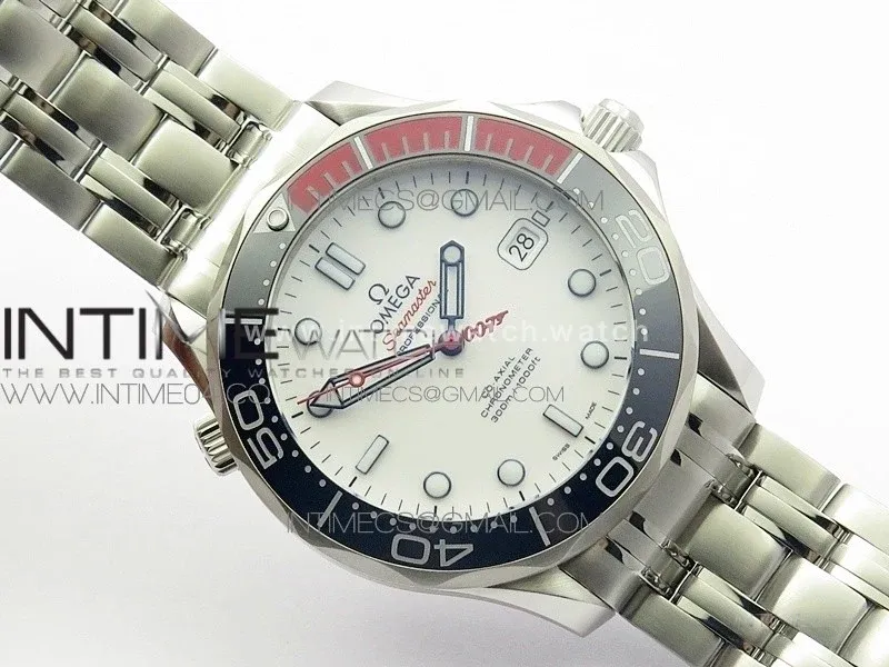 Seamaster Diver 300M SS "COMMANDER’S WATCH" BP 1:1 Best Edition on SS Bracelet A2824 (Free Nylon Strap)