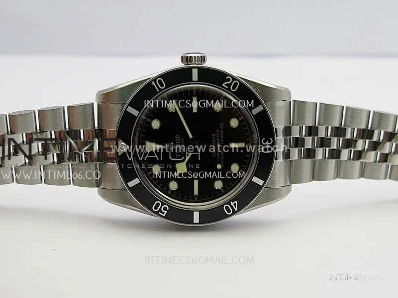 Heritage Black Bay M79000N 37mm SS ZF 1:1 Best Edition Black Dial Black Bezel On Jubilee Bracelet A2824