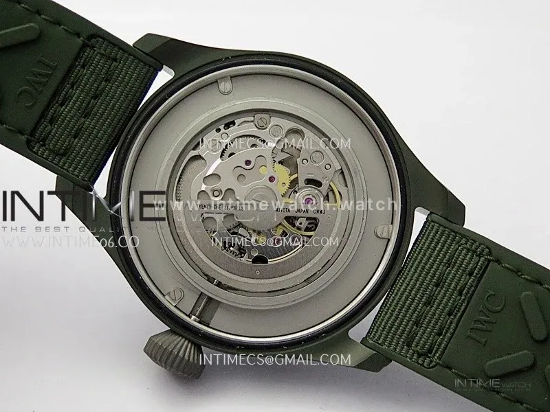 Big Pilot’s Watch 43 IW329802 Top Gun Edition Woodland on Camo Strap