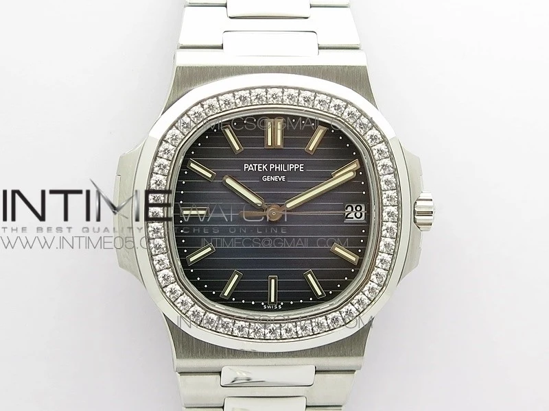 Nautilus Jumbo 5713 Super Replication PPF 1:1 Best Edition Blue Textured Dial on SS Bracelet PPF324