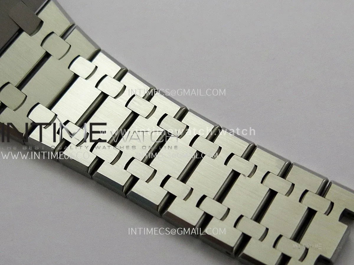 Royal Oak 39mm 15300 SS ZF 1:1 Best Edition Black Textured Dial on SS Bracelet SA3120 Super Clone