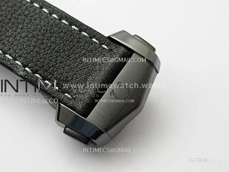 Speedmaster "Dark Side of The Moon" Real Ceramic N1F 1:1 Best Edition Black Dial on Black Leather Strap A9300